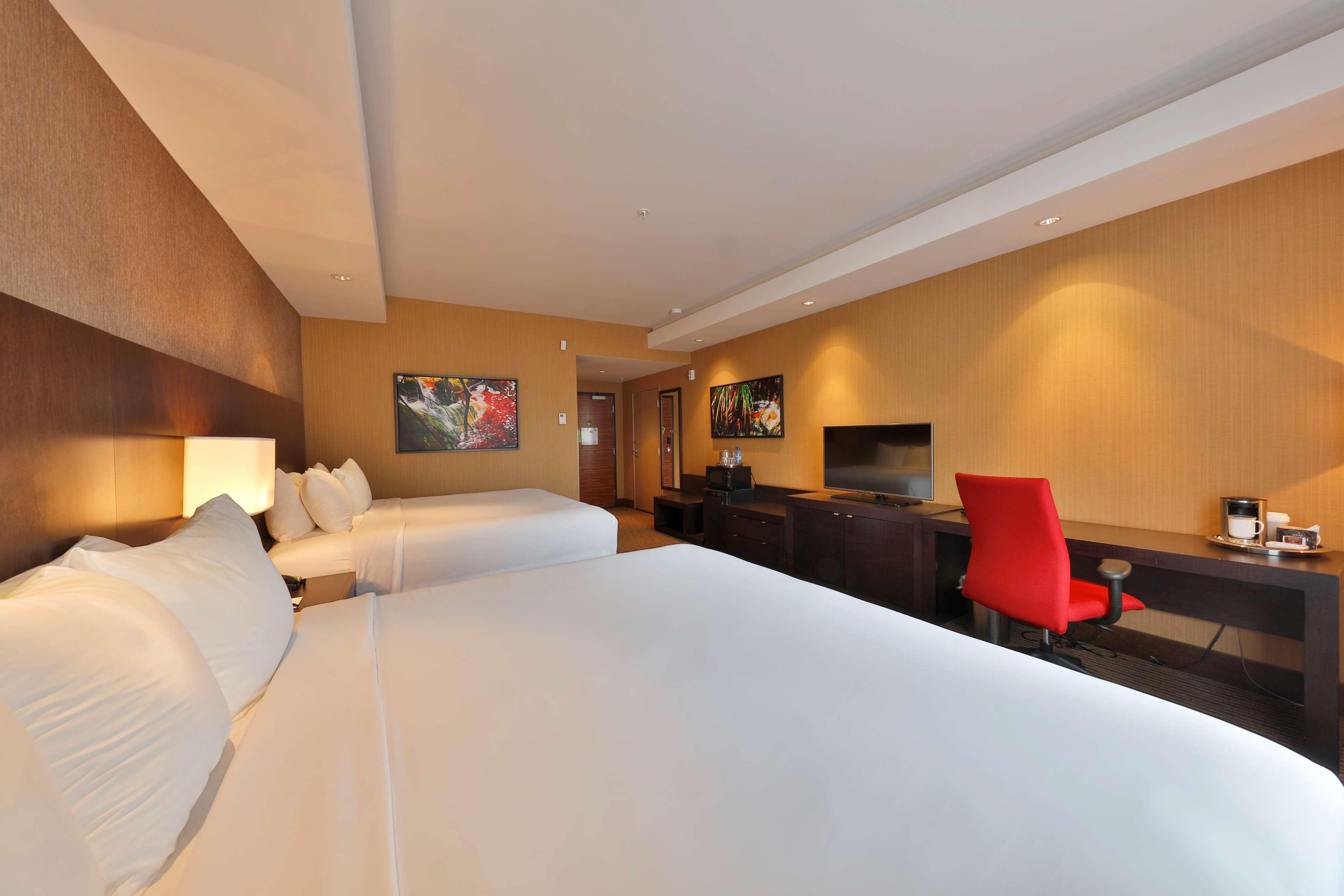 Edmonton Hotel & Convention Center エドモントン エクステリア 写真