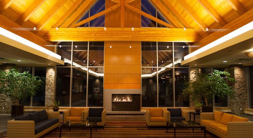 Edmonton Hotel & Convention Center エドモントン エクステリア 写真