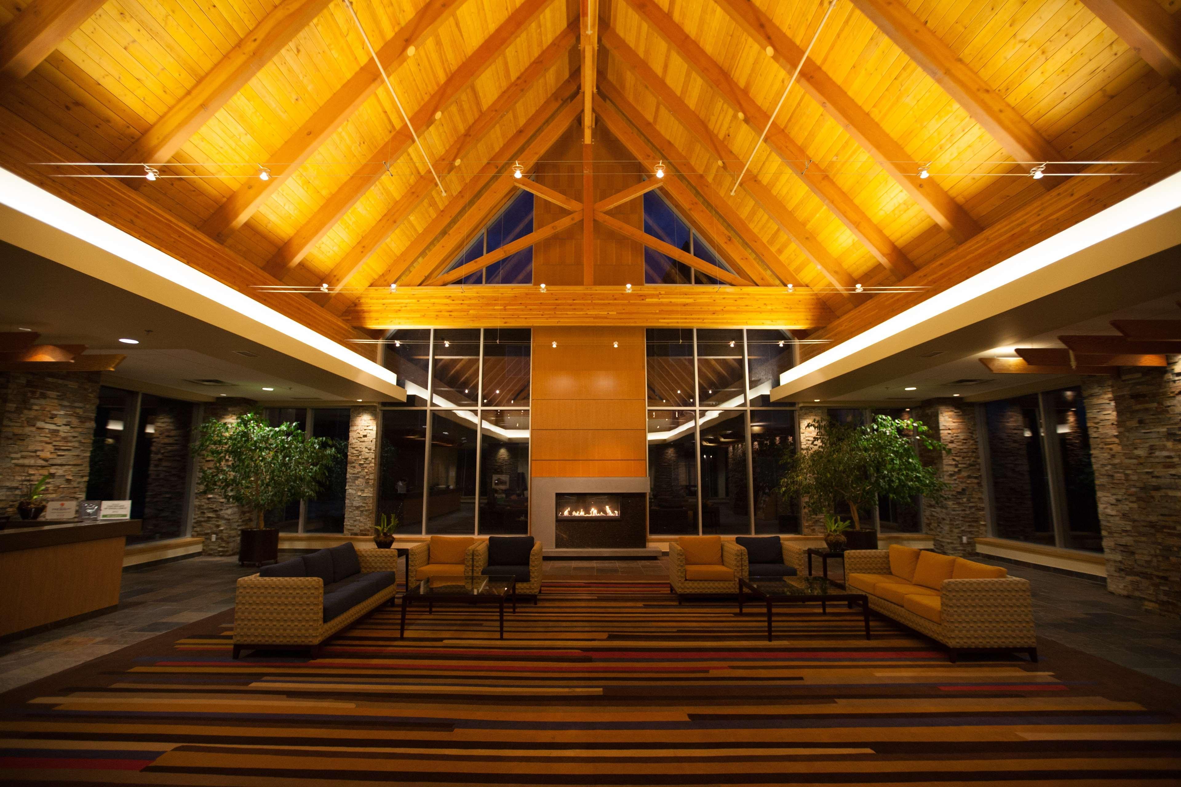 Edmonton Hotel & Convention Center エドモントン エクステリア 写真