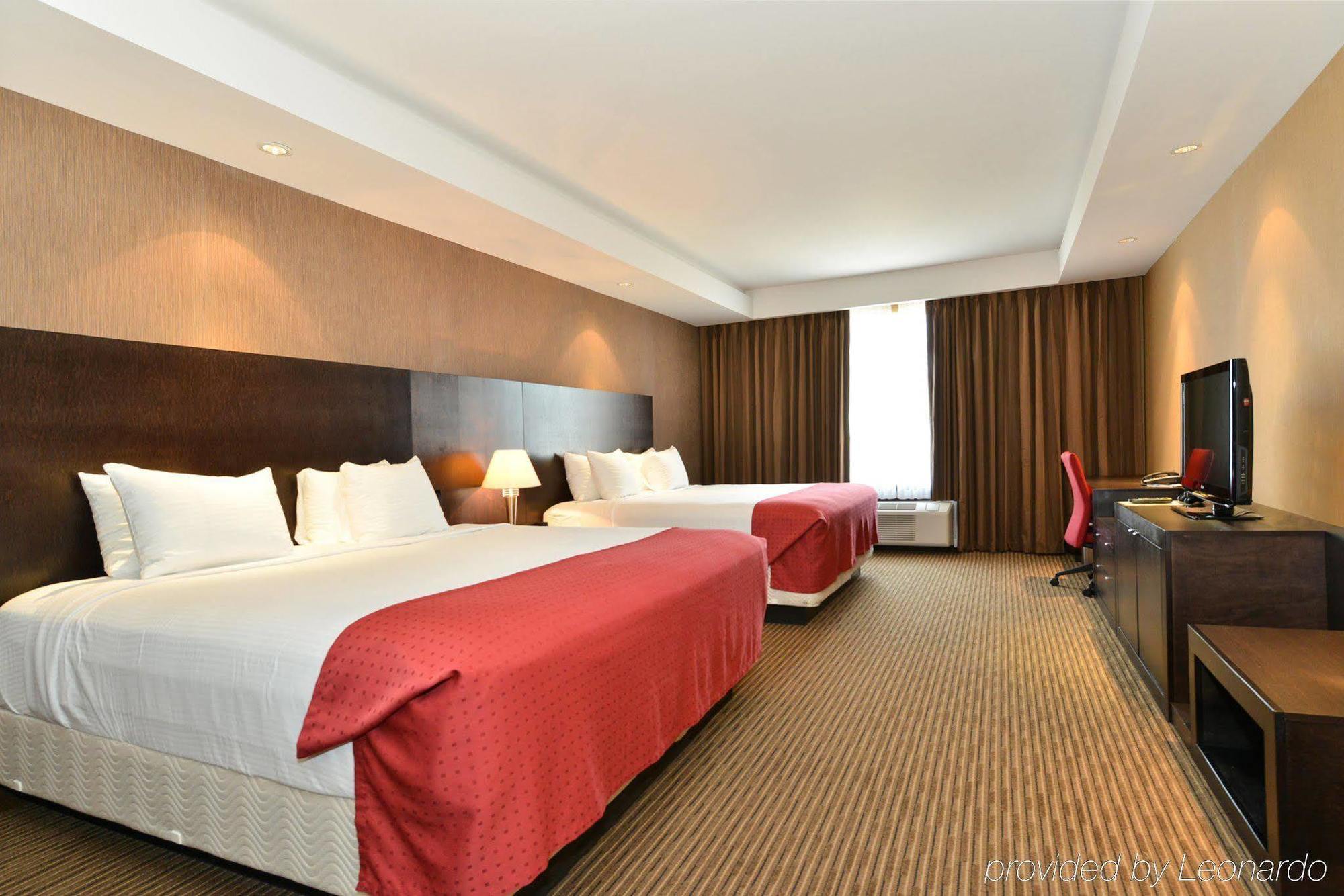Edmonton Hotel & Convention Center エドモントン エクステリア 写真
