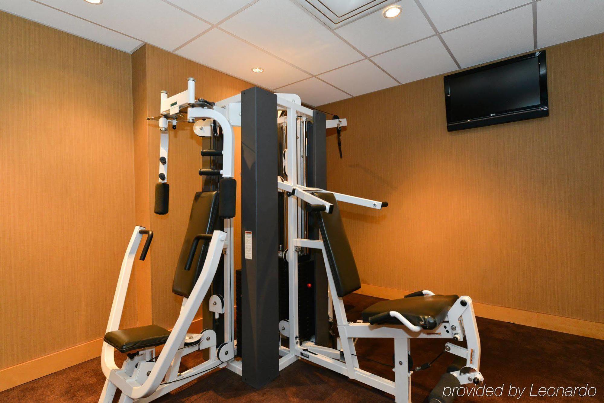 Edmonton Hotel & Convention Center エドモントン エクステリア 写真