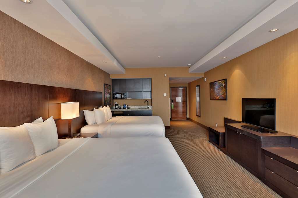 Edmonton Hotel & Convention Center エドモントン 部屋 写真